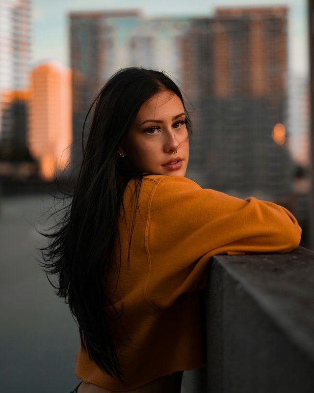 Laura J.